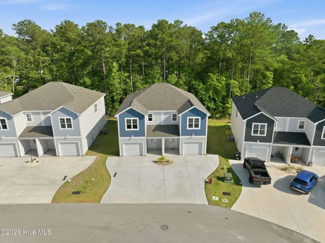 211 Holly Sands Loop, Holly Ridge, NC 28445