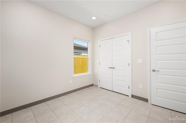2430 N Valley Circle, La Feria, TX 78559