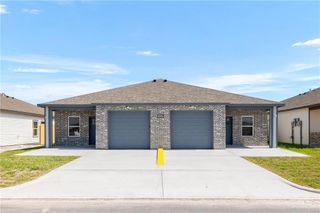 2430 N Valley Circle, La Feria, TX 78559