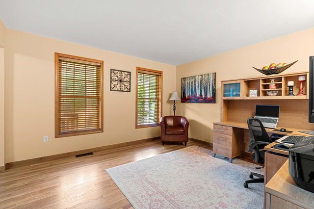 52 Oak Hill Road, Brookline, NH 03033