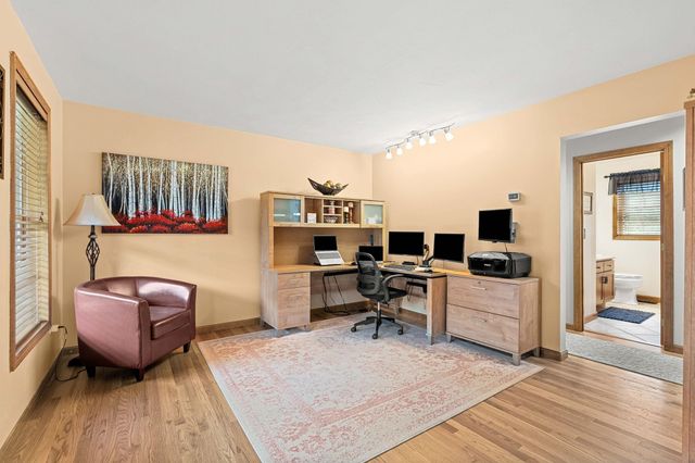 52 Oak Hill Road, Brookline, NH 03033