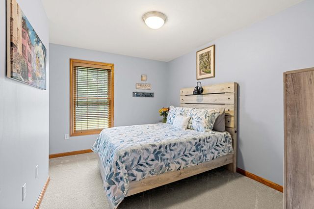 52 Oak Hill Road, Brookline, NH 03033