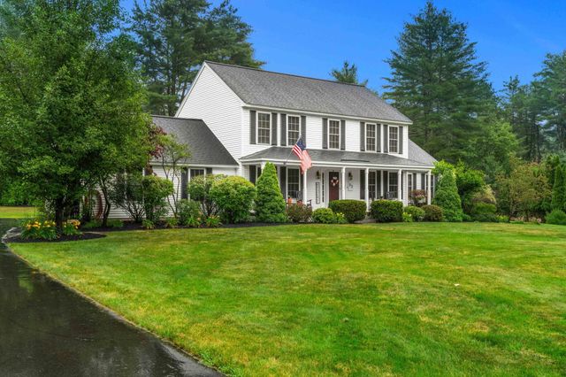 52 Oak Hill Road, Brookline, NH 03033