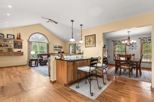 52 Oak Hill Road, Brookline, NH 03033