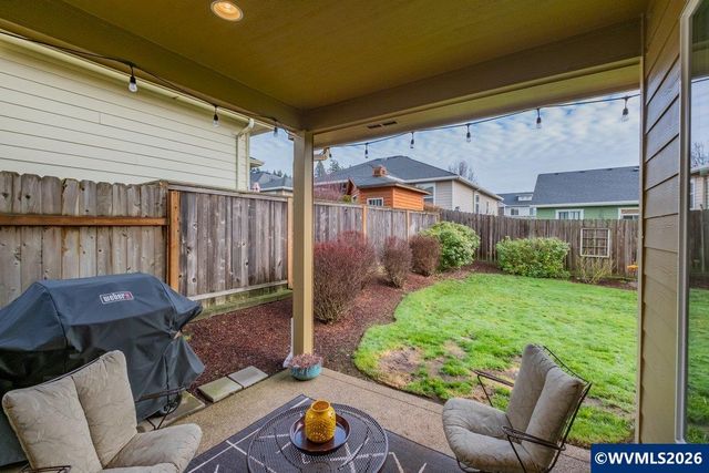 1784 Settlers Spring Dr NW, Salem, OR 97304