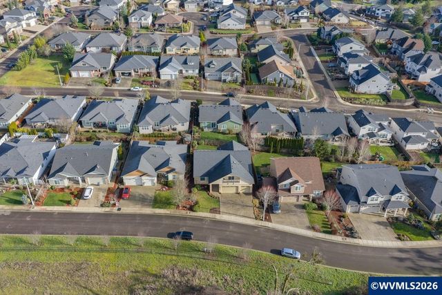 1784 Settlers Spring Dr NW, Salem, OR 97304