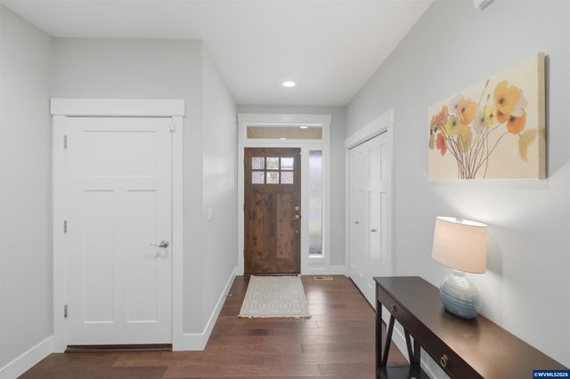 1784 Settlers Spring Dr NW, Salem, OR 97304