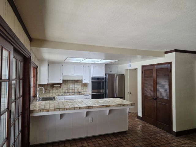 5667 Yerba Anita Drive, San Diego, CA 92115
