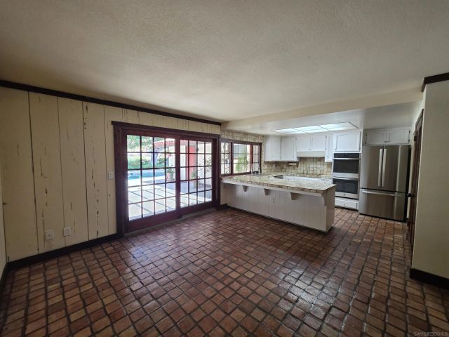 5667 Yerba Anita Drive, San Diego, CA 92115