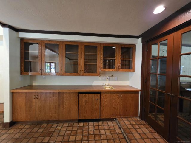 5667 Yerba Anita Drive, San Diego, CA 92115