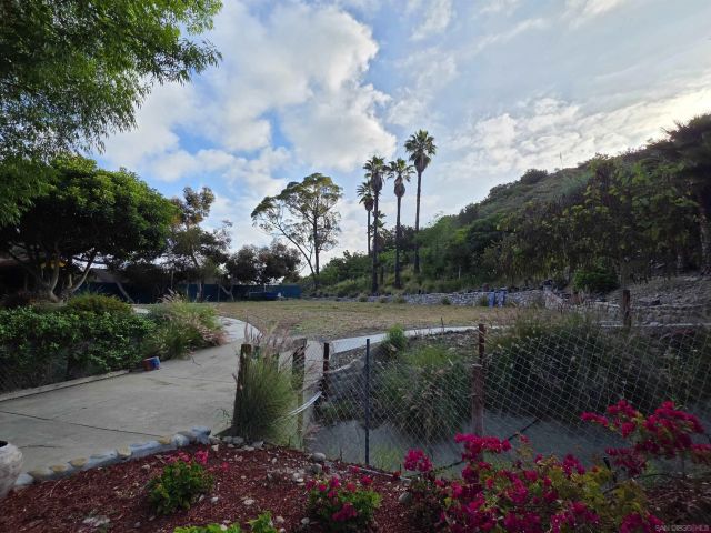 5667 Yerba Anita Drive, San Diego, CA 92115