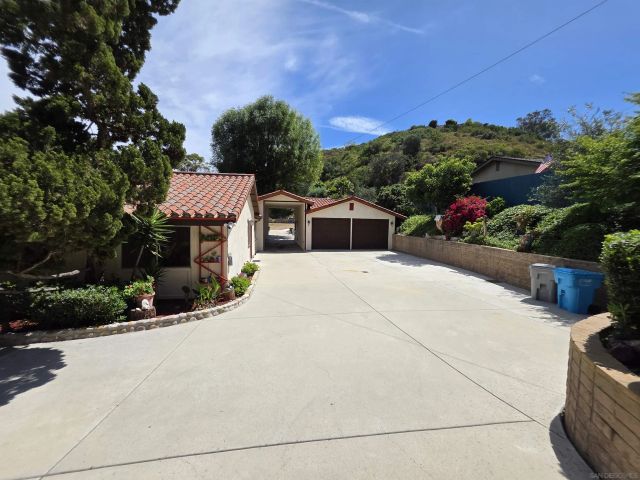 5667 Yerba Anita Drive, San Diego, CA 92115