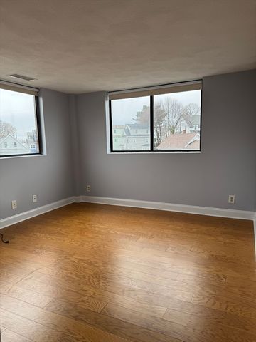 205 Ferry 408, Everett, MA 02149