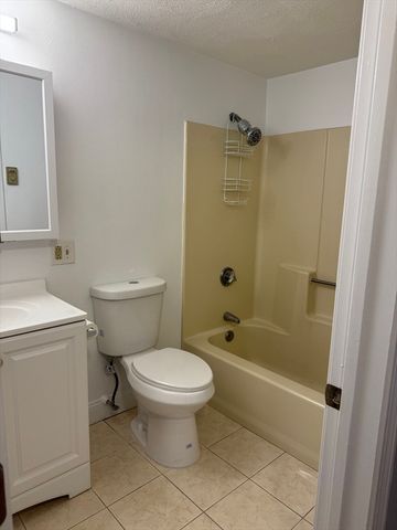 205 Ferry 408, Everett, MA 02149