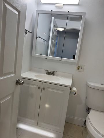 205 Ferry 408, Everett, MA 02149