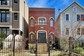 3111 N Kenmore Avenue, Chicago, IL 60657