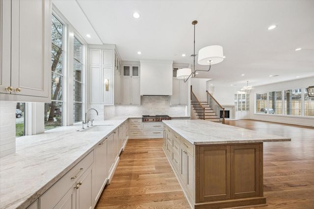 13023 Taylorcrest Road, Houston, TX 77079