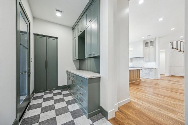 13023 Taylorcrest Road, Houston, TX 77079