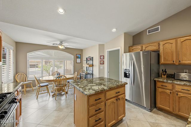 24322 S STARCREST Drive, Sun Lakes, AZ 85248