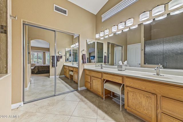 24322 S STARCREST Drive, Sun Lakes, AZ 85248