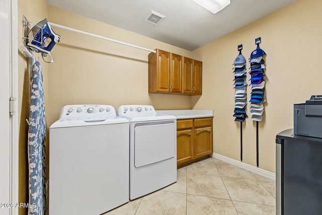 24322 S STARCREST Drive, Sun Lakes, AZ 85248