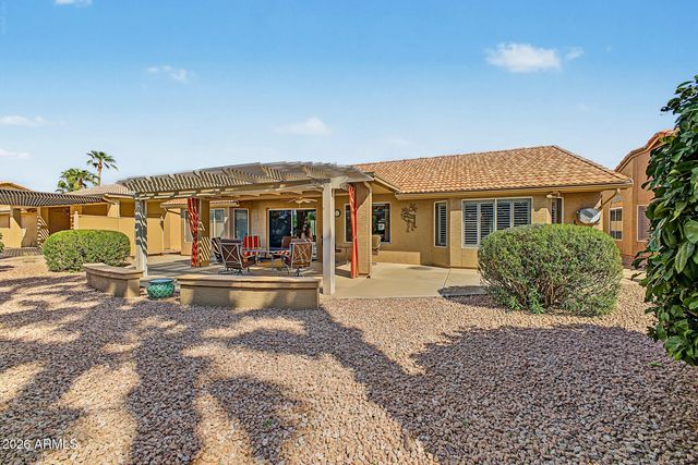 24322 S STARCREST Drive, Sun Lakes, AZ 85248