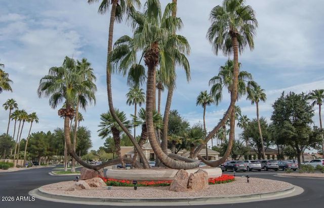 24322 S STARCREST Drive, Sun Lakes, AZ 85248