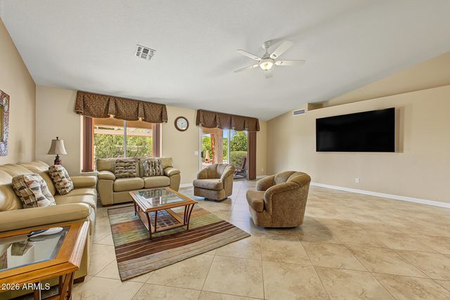 24322 S STARCREST Drive, Sun Lakes, AZ 85248