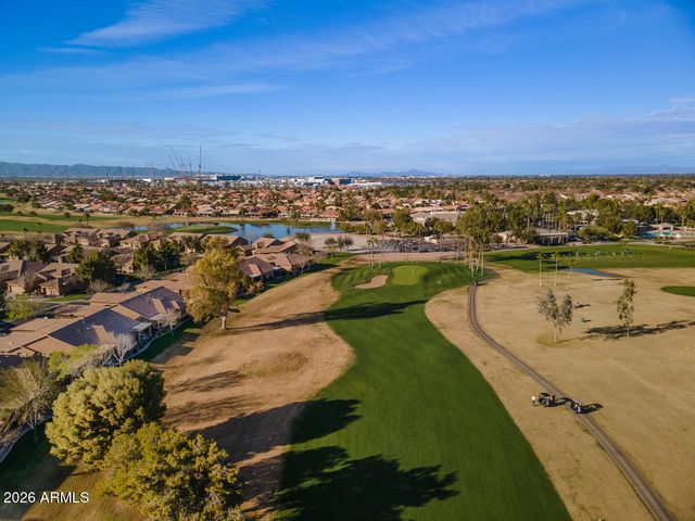 24322 S STARCREST Drive, Sun Lakes, AZ 85248