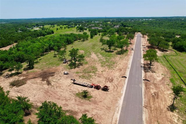 75 S Crescent Drive, Pottsboro, TX 75076