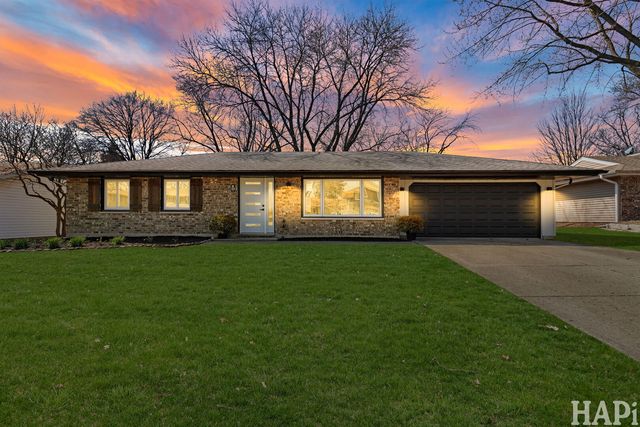 308 Wianno Lane, Schaumburg, IL 60194