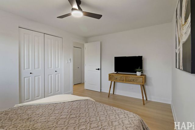 308 Wianno Lane, Schaumburg, IL 60194