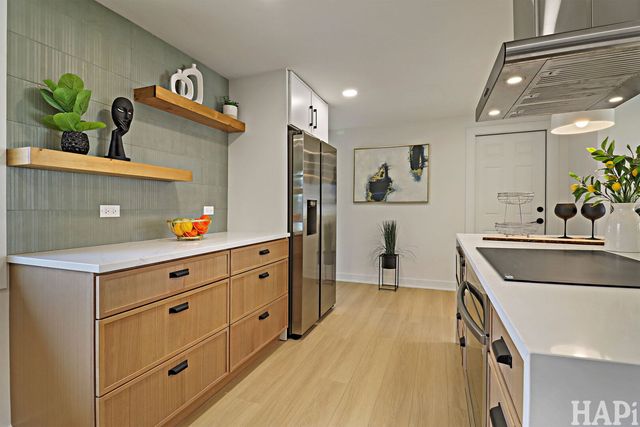 308 Wianno Lane, Schaumburg, IL 60194