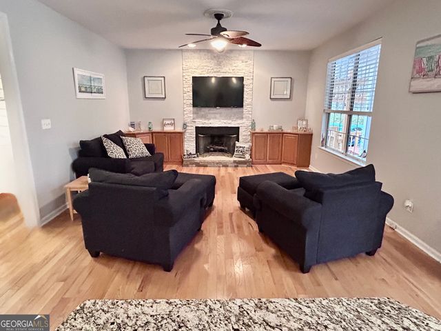 135 Kenton Place, Peachtree City, GA 30269