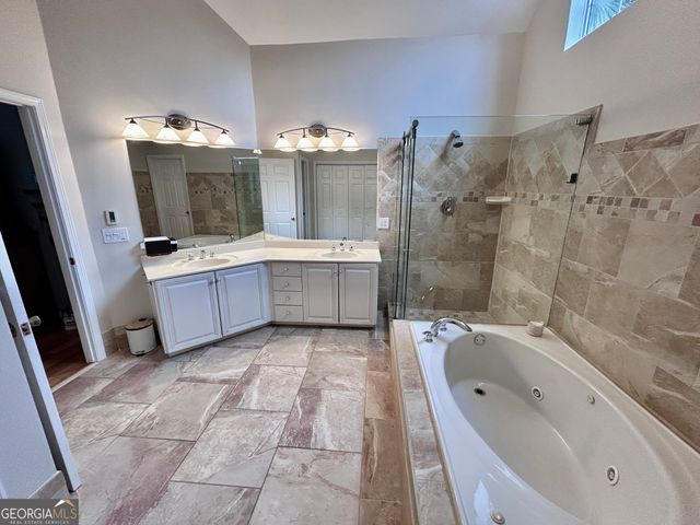 135 Kenton Place, Peachtree City, GA 30269