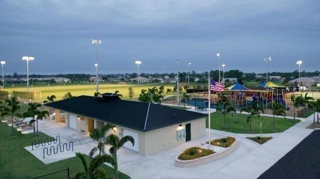 3836 NW 40TH AVENUE, Cape Coral, FL 33993