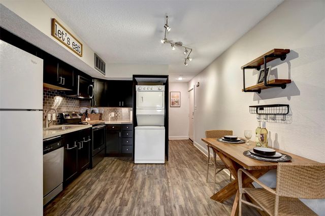 12900 Walden Road 407D, Montgomery, TX 77356