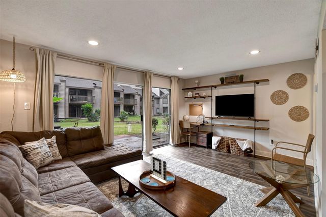 12900 Walden Road 407D, Montgomery, TX 77356