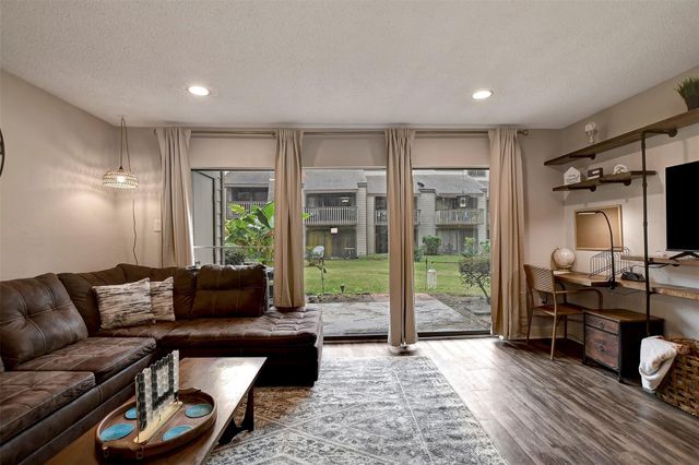 12900 Walden Road 407D, Montgomery, TX 77356