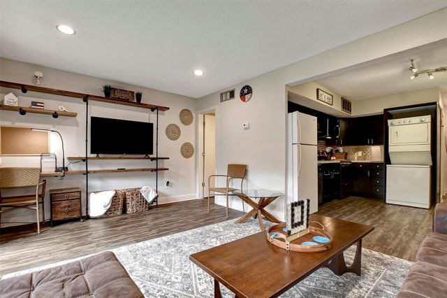 12900 Walden Road 407D, Montgomery, TX 77356