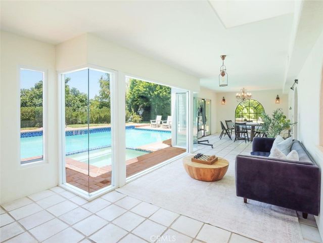 23 Country Meadow Road, Rolling Hills Estates, CA 90274