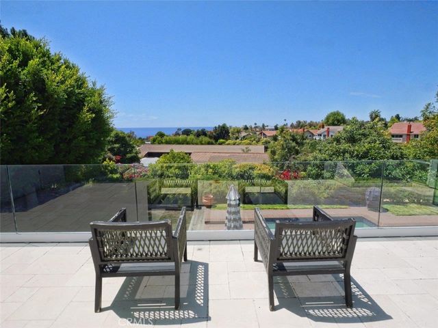 23 Country Meadow Road, Rolling Hills Estates, CA 90274