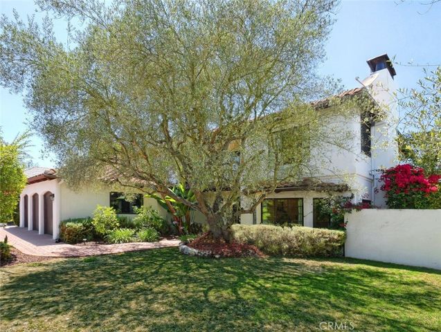 23 Country Meadow Road, Rolling Hills Estates, CA 90274
