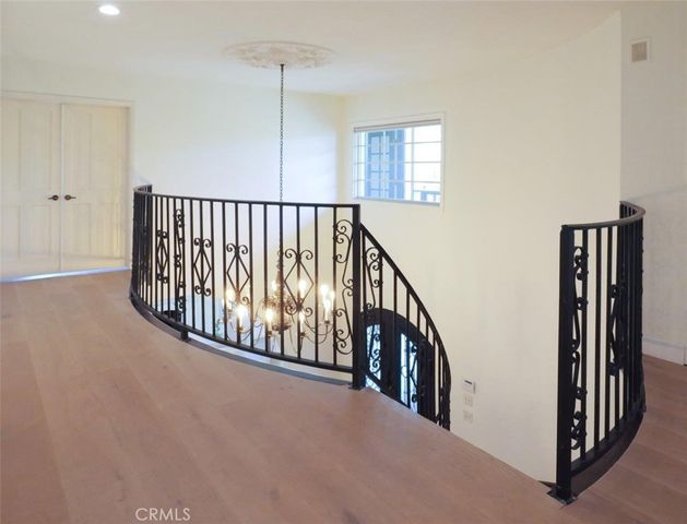 23 Country Meadow Road, Rolling Hills Estates, CA 90274