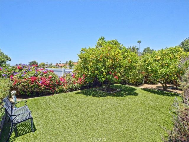 23 Country Meadow Road, Rolling Hills Estates, CA 90274