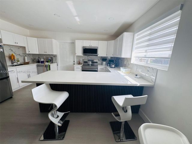 75 SW 18th Avenue, Homestead, FL 33030