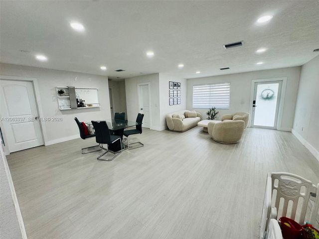 75 SW 18th Avenue, Homestead, FL 33030