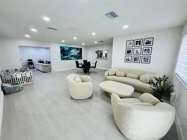 75 SW 18th Avenue, Homestead, FL 33030