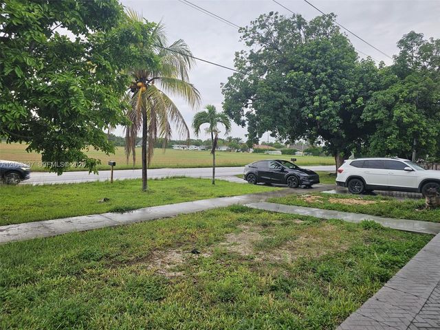 75 SW 18th Avenue, Homestead, FL 33030