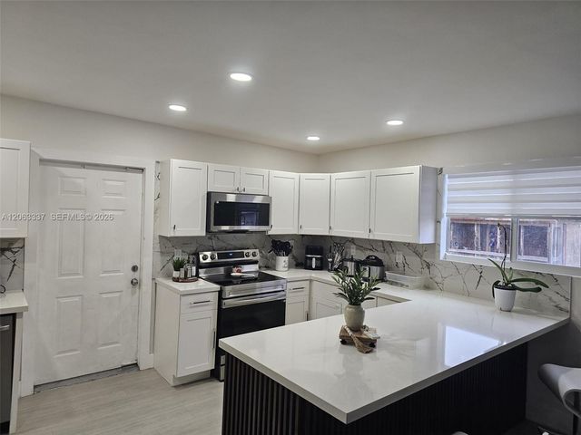 75 SW 18th Avenue, Homestead, FL 33030